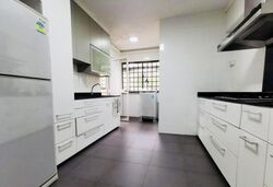 Blk 539 Serangoon North Avenue 4 (Serangoon), HDB Executive #496113291